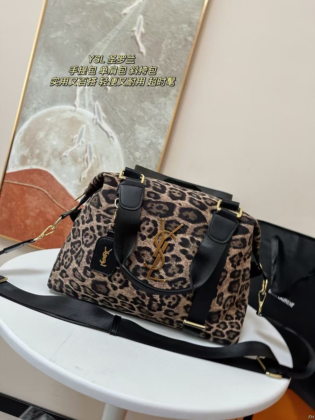 Women’s inspired YSL
34x31cm (preorder only)