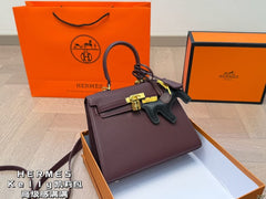 2025 Luxury Desinger Inspired women Handbag Fashion Clasp Gold Leather Bag UK (preorder only )