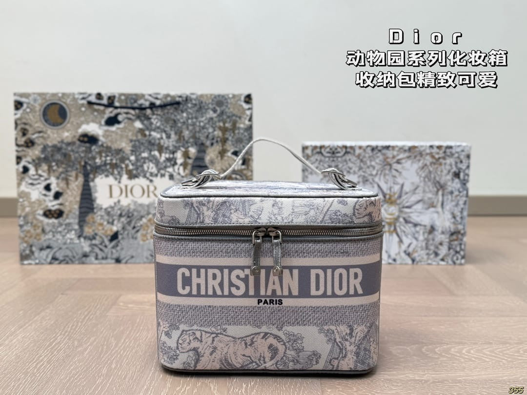 Makeup box inspired ladies Dior box size 23x13x8cm preorder only